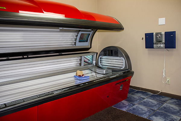 Mid Pressure Tanning Bed
